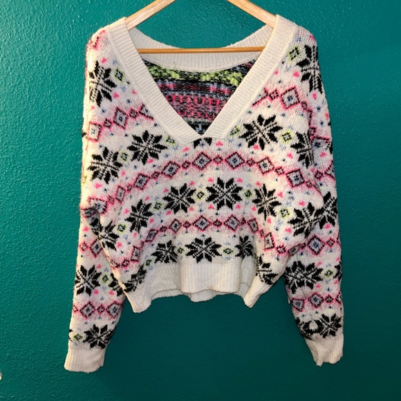 Victoria’s Secret deep V back sweater size large - Picture 2 of 5